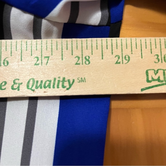 Cato Blue and White 3/4 Sleeve Buttoned Blouse - Picture 8 of 9